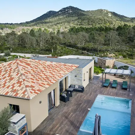 Les Lieges By Interhome